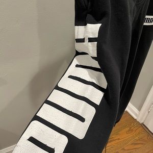 Puma Men’s Sweat-pant Jogger S